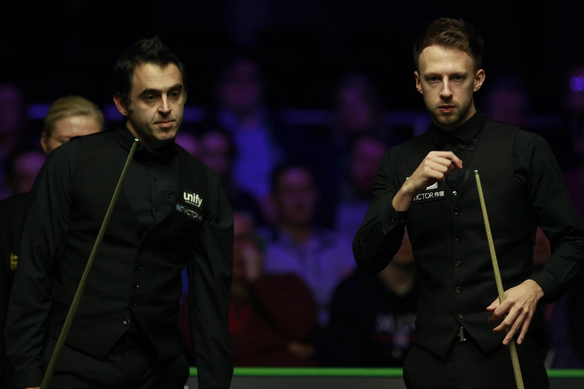 顽强不屈的 顽强不屈的